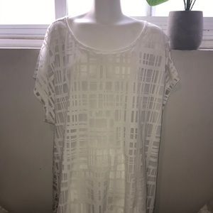 Beautiful abstract off-white top